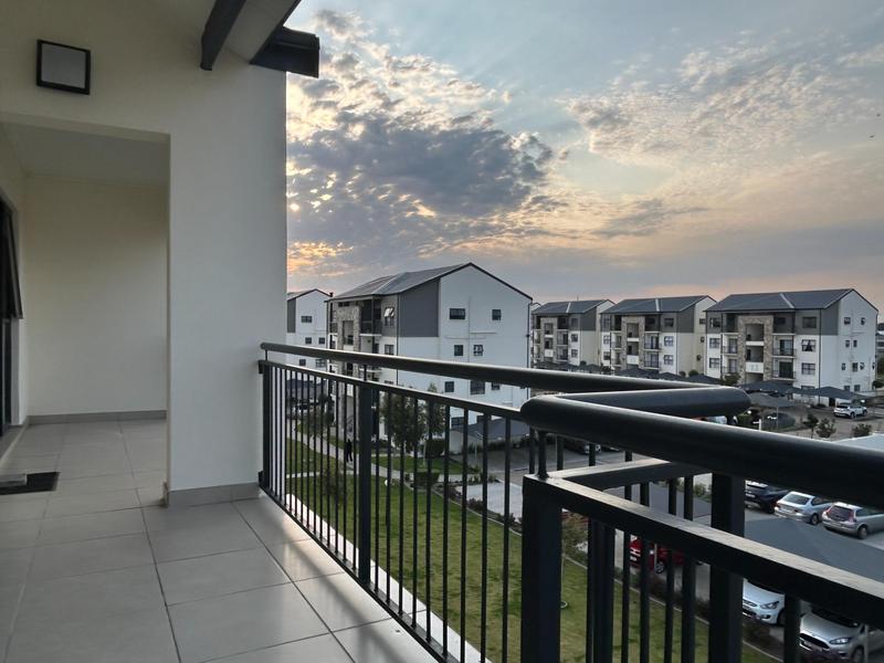To Let 1 Bedroom Property for Rent in Sandown Western Cape